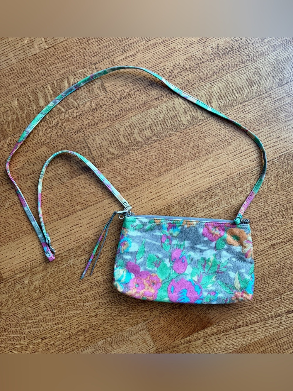HOBO Daria Leather Crossbody Wristlet Convertible Purse Lush Tropics Floral